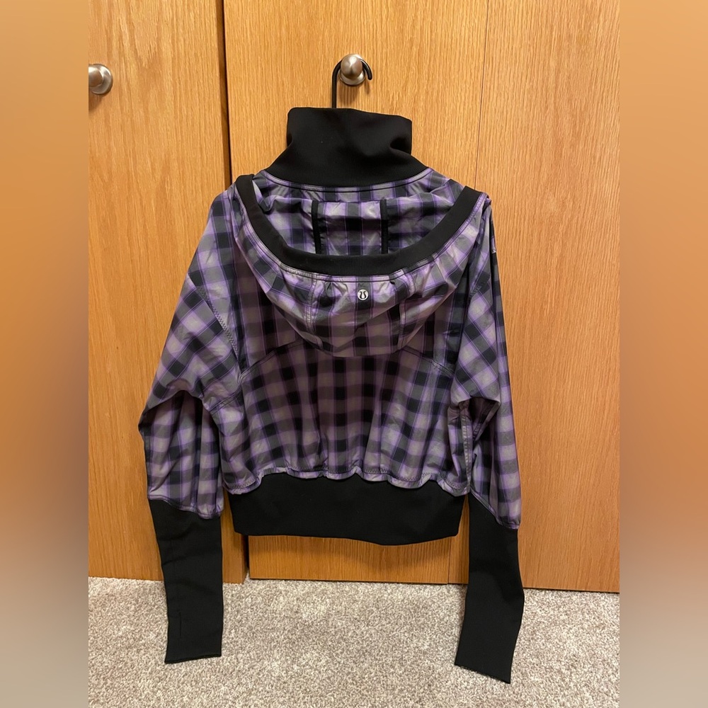 Y2K Lululemon Run Reflection Cropped Plaid Jacket. - Picture 2 of 8